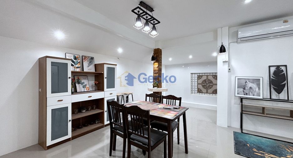 For rent and for sale 3 bedrooms house in Bang Lamung, Chonburi