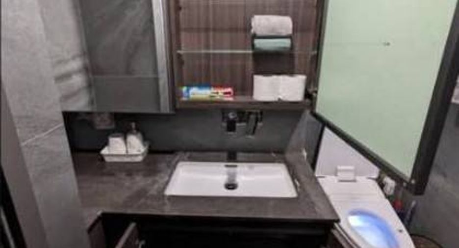 For rent 1 bed condo in Ratchathewi, Bangkok