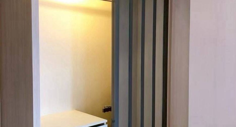 Condo en alquiler de 1 habitaciones en Watthana, Bangkok