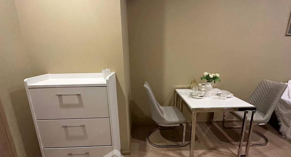 Condo en alquiler de 1 habitaciones en Watthana, Bangkok