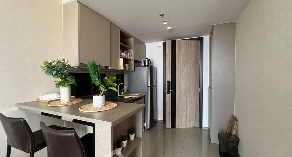 For rent 1 bed condo in Khlong Toei, Bangkok