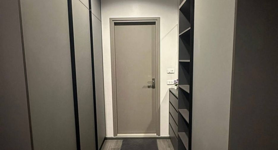 Condo en alquiler de 1 habitaciones en Khlong Toei, Bangkok