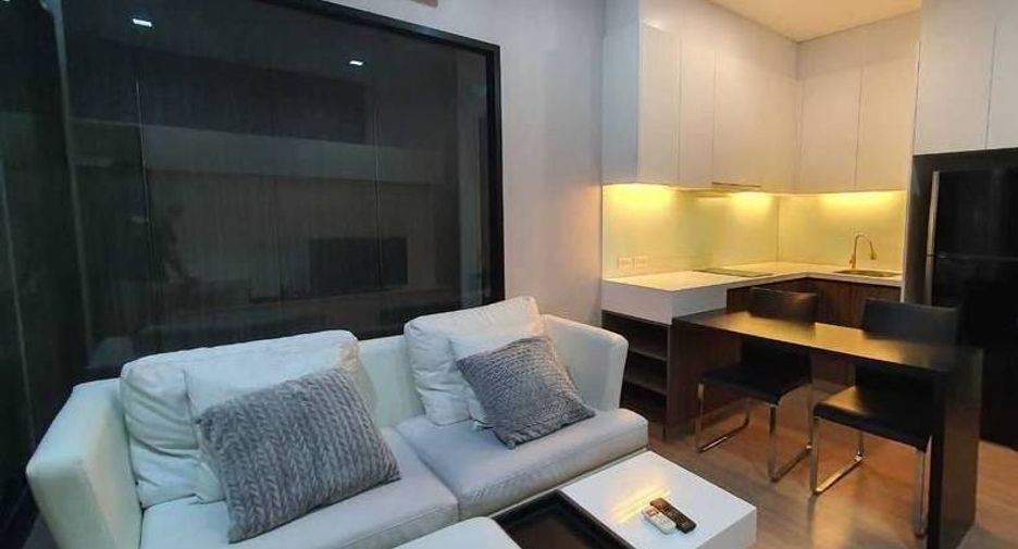 For rent 1 bed condo in Khlong San, Bangkok