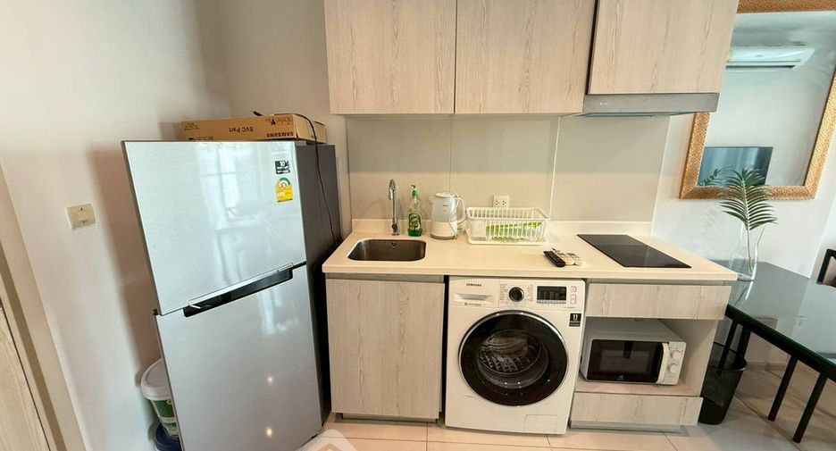 Wohnung zur Miete mit 1 Zimmer in Pathum Wan, Bangkok