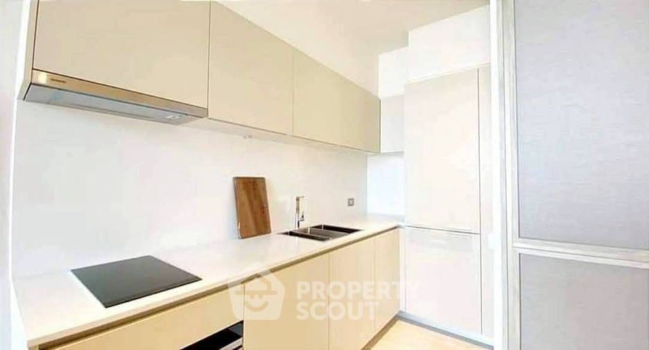Condo en alquiler de 1 habitaciones en Khlong San, Bangkok