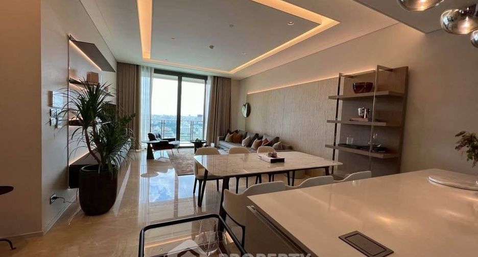 À louer 2 chambres condo à Pathum Wan, Bangkok
