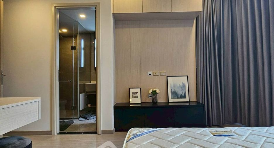 À louer 2 chambres condo à Huai Khwang, Bangkok