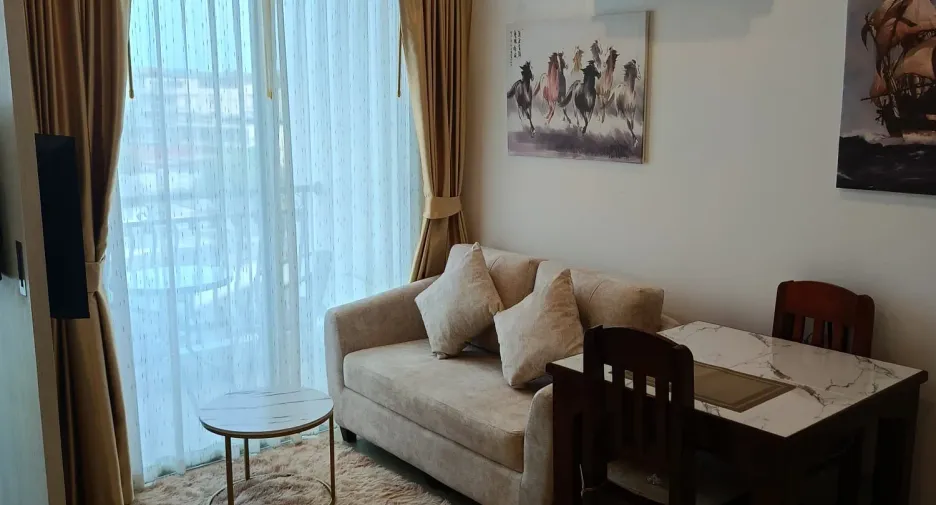 Wohnung zur Miete mit 1 Zimmer in Bang Lamung, Chonburi