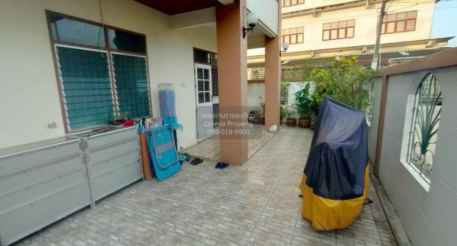 For sale 3 bedrooms house in Bang Khae, Bangkok