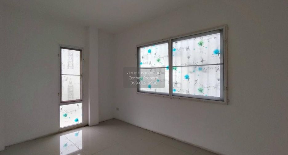 For sale 3 ベッドルーム house in Bang Sao Thong, Samut Prakan