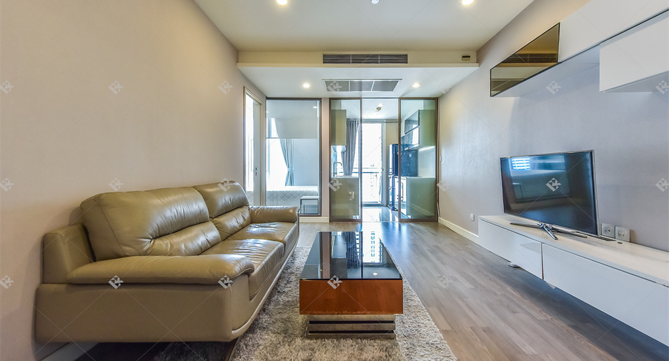 For sale 1 bed condo in Sathon, Bangkok