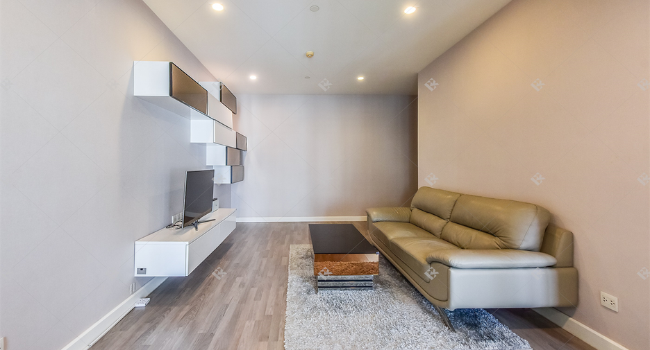 For sale 1 bed condo in Sathon, Bangkok