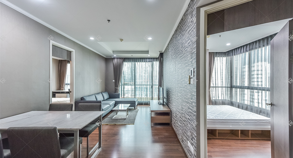 For rent 2 bedrooms condo in Sathon, Bangkok