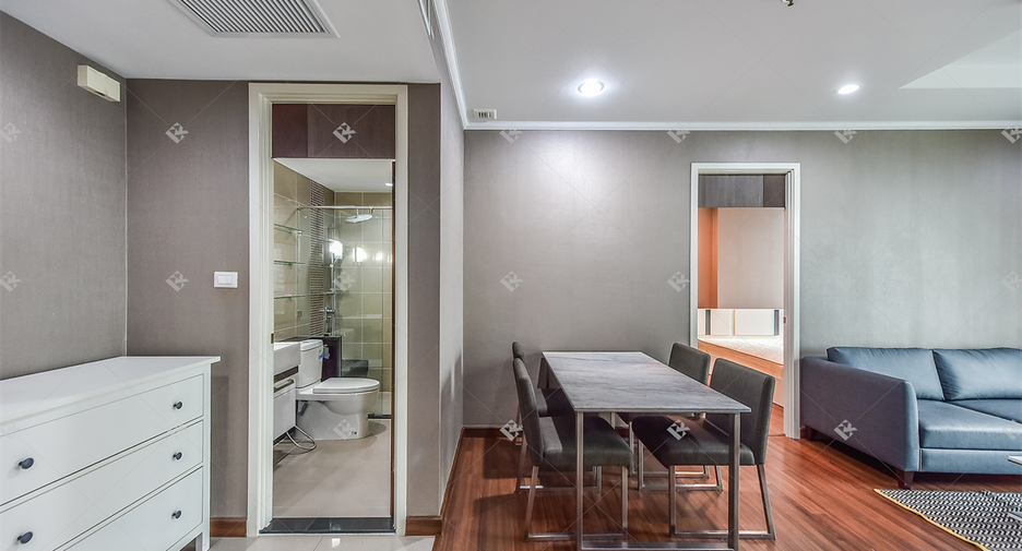 For rent 2 bedrooms condo in Sathon, Bangkok