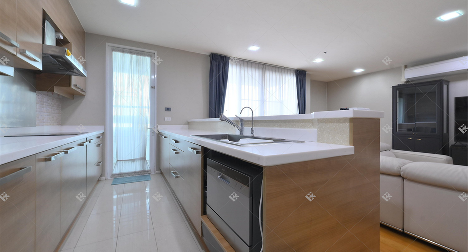 Wohnung zur Miete mit 2 Zimmer in Watthana, Bangkok
