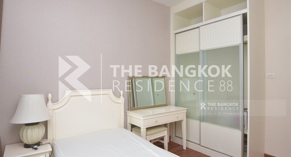 For rent 2 bedrooms condo in Sathon, Bangkok