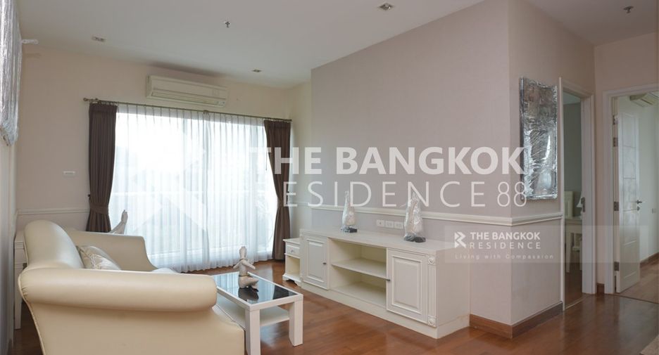 For rent 2 bedrooms condo in Sathon, Bangkok