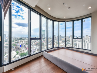 For sale 2 bedrooms condo in Ratchathewi, Bangkok