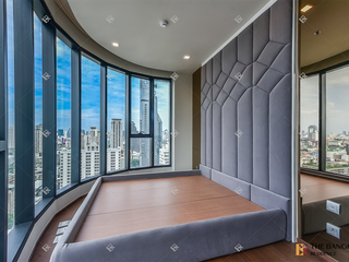 For sale 2 bedrooms condo in Ratchathewi, Bangkok
