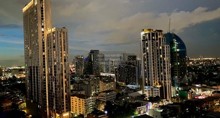 For rent 2 bedrooms condo in Phaya Thai, Bangkok