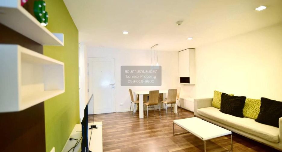 For rent 2 bedrooms condo in Phra Khanong, Bangkok
