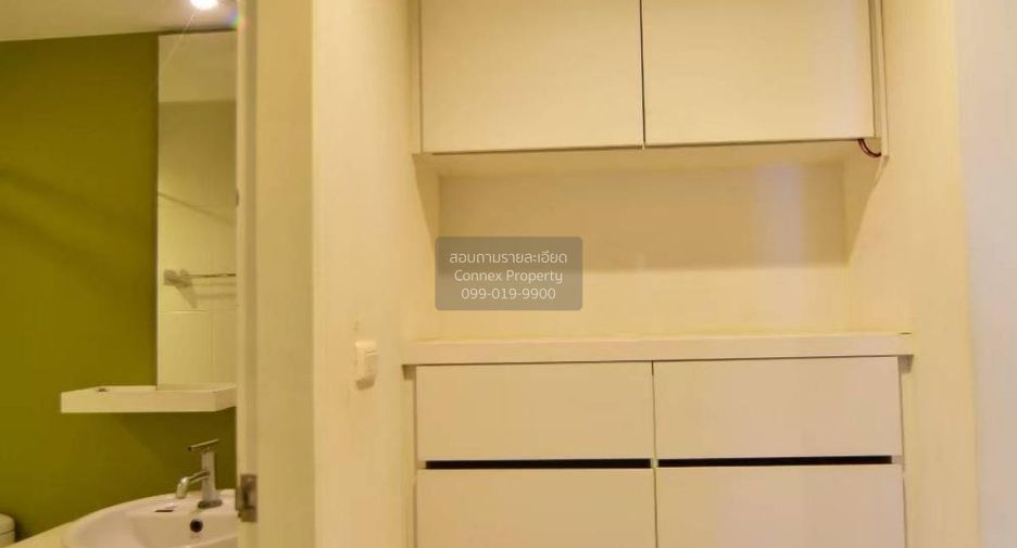 For rent 2 bedrooms condo in Phra Khanong, Bangkok