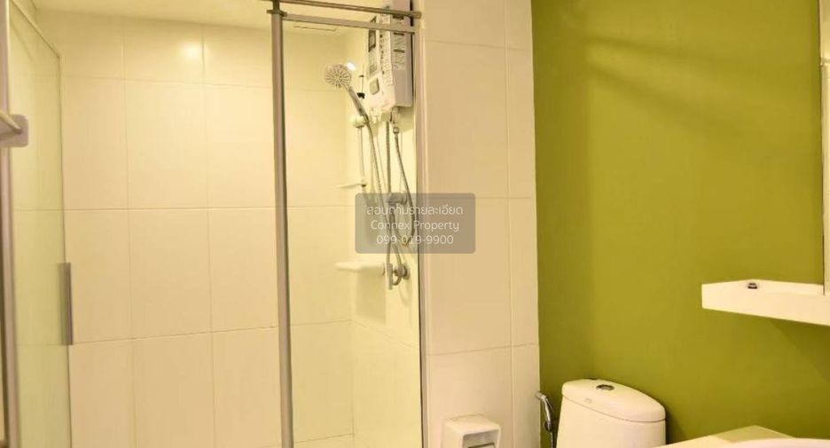 For rent 2 bedrooms condo in Phra Khanong, Bangkok