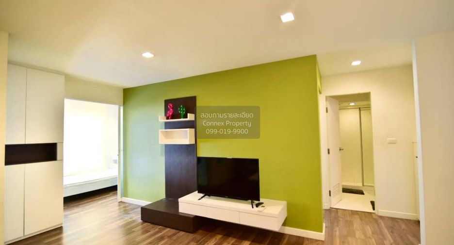 For rent 2 bedrooms condo in Phra Khanong, Bangkok
