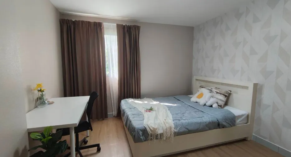 For sale 2 bedrooms condo in Bang Kapi, Bangkok