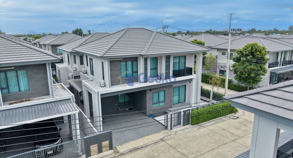 For sale 4 ベッドルーム house in Bang Lamung, Chonburi