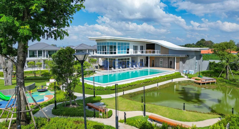 For sale 4 ベッドルーム house in Bang Lamung, Chonburi