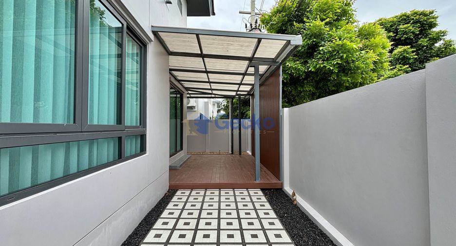 For sale 4 ベッドルーム house in Bang Lamung, Chonburi