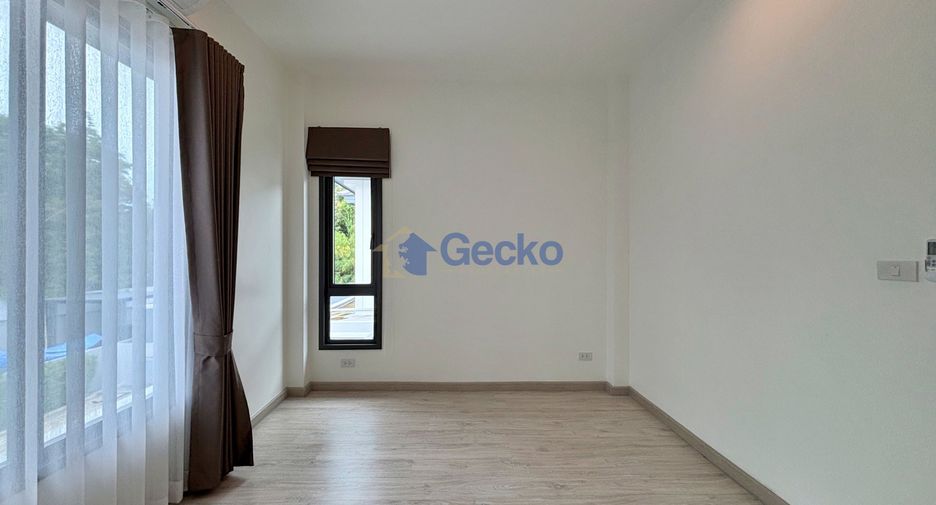 For sale 4 ベッドルーム house in Bang Lamung, Chonburi