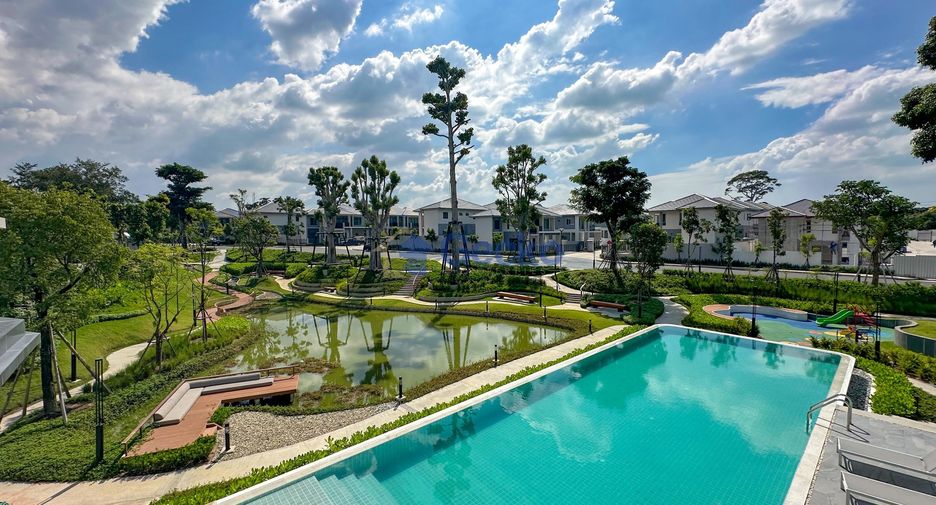 For sale 4 ベッドルーム house in Bang Lamung, Chonburi