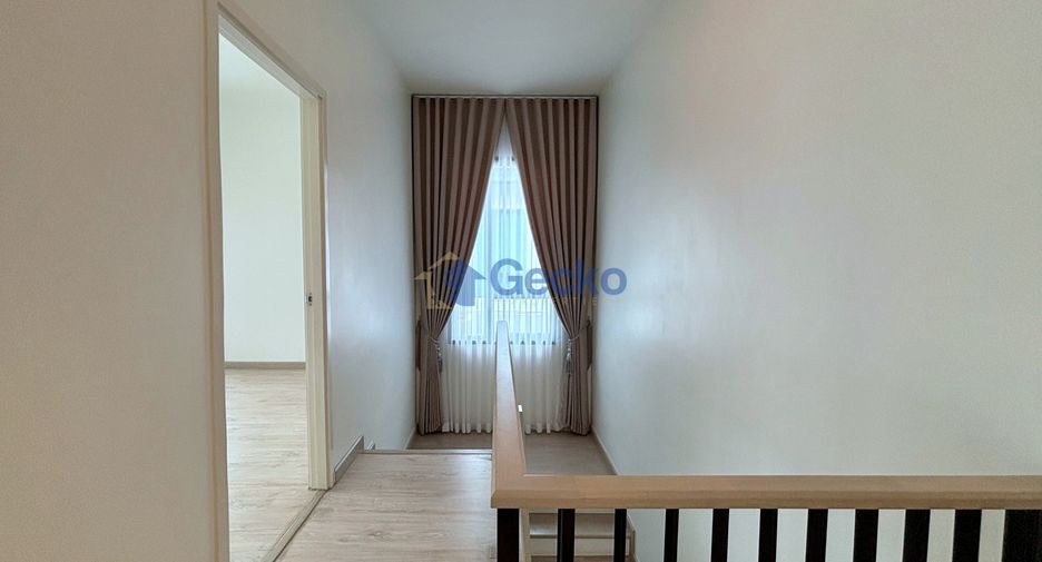 For sale 4 ベッドルーム house in Bang Lamung, Chonburi