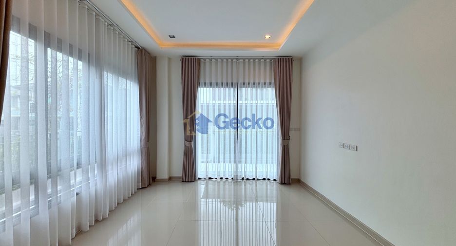 For sale 4 ベッドルーム house in Bang Lamung, Chonburi