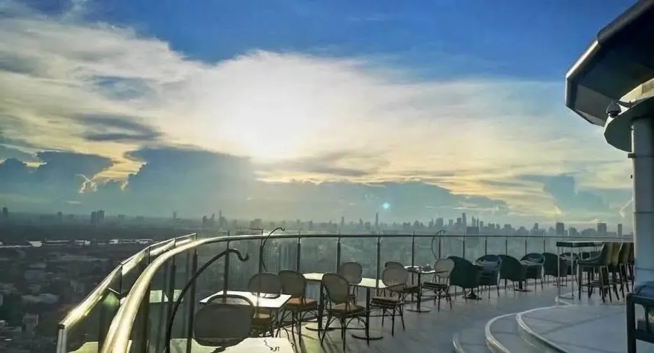Condo en alquiler de 2 habitaciones en Khlong Toei, Bangkok