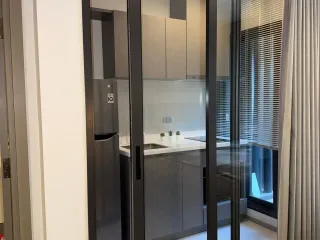 À louer studio condo à Huai Khwang, Bangkok