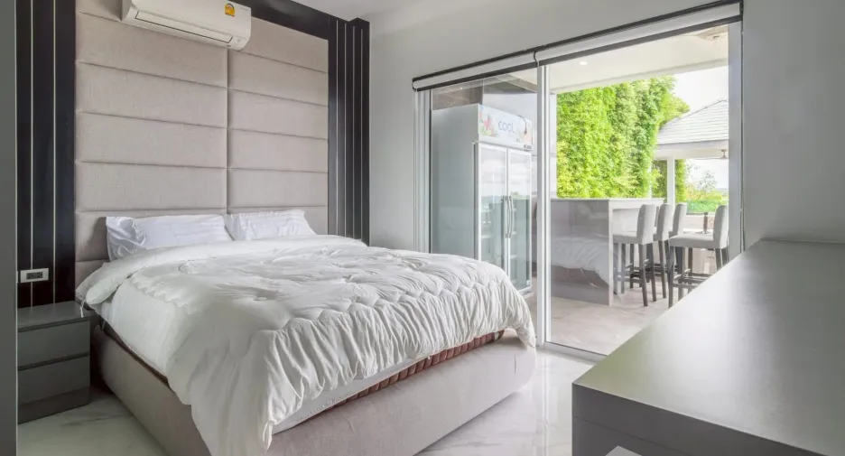 For sale 4 bedrooms villa in Bang Lamung, Chonburi