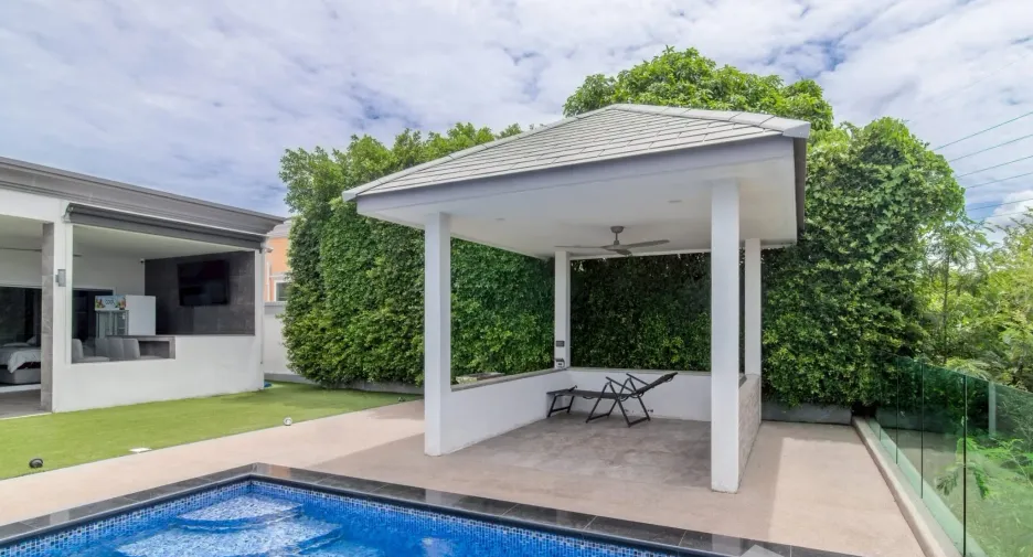 For sale 4 bedrooms villa in Bang Lamung, Chonburi