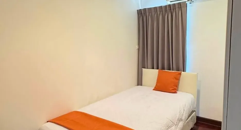 For sale and for rent 3 bedrooms condo in Watthana, Bangkok