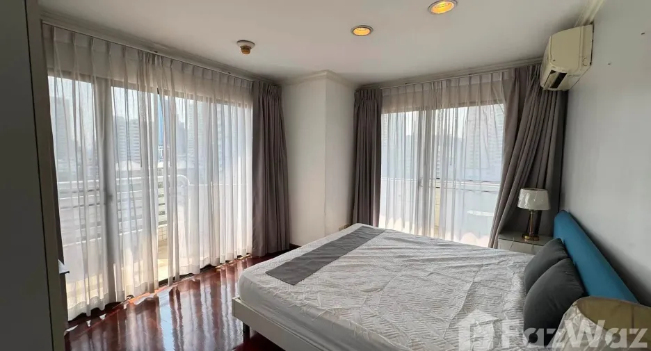 For sale and for rent 3 bedrooms condo in Watthana, Bangkok