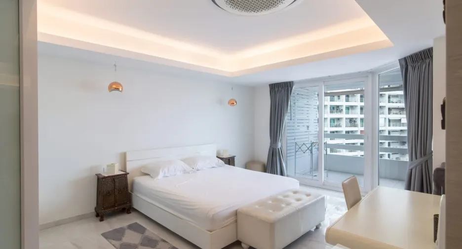 For sale 1 bed condo in Bang Lamung, Chonburi