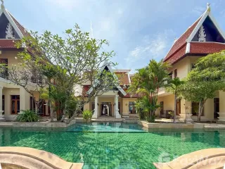 For sale そして for rent 5 ベッドルーム villa in Na Jomtien, Pattaya