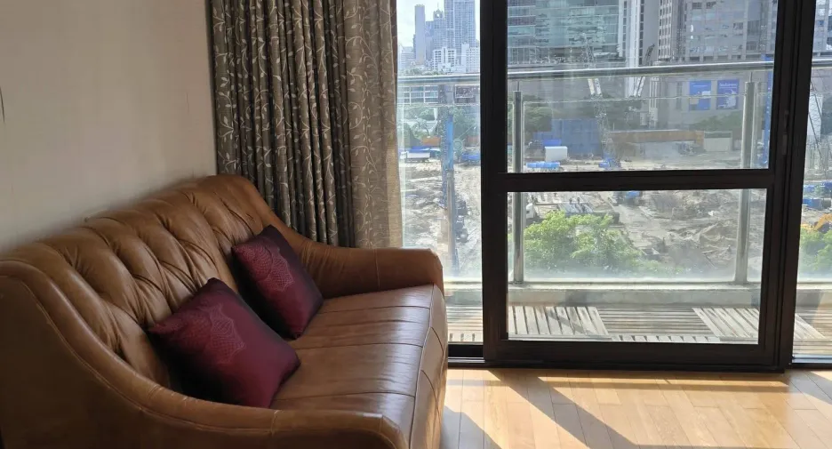 For rent 2 bedrooms condo in Pathum Wan, Bangkok