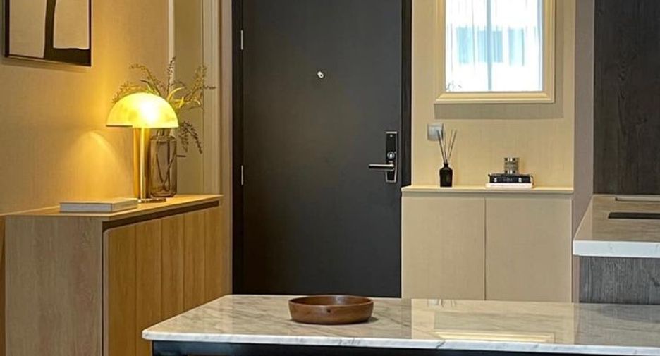 For rent and for sale 1 bed condo in Pathum Wan, Bangkok
