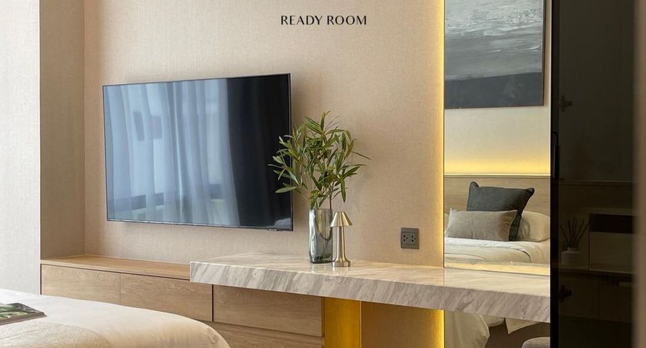 For rent and for sale 1 bed condo in Pathum Wan, Bangkok