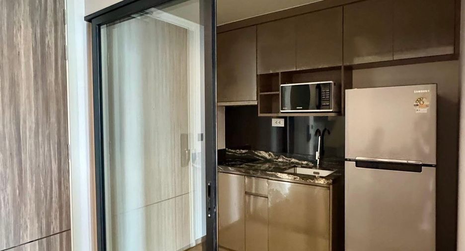For rent 1 bed condo in Khlong Toei, Bangkok