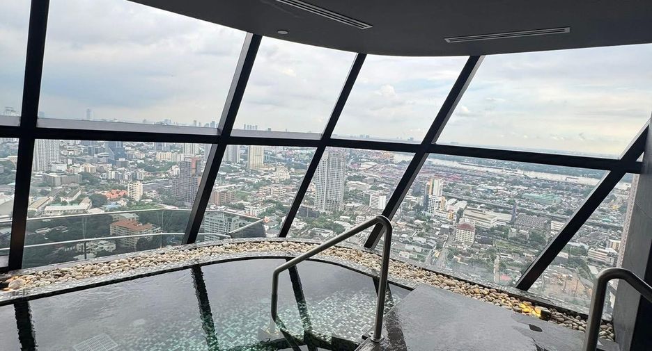 For rent 1 bed condo in Khlong Toei, Bangkok