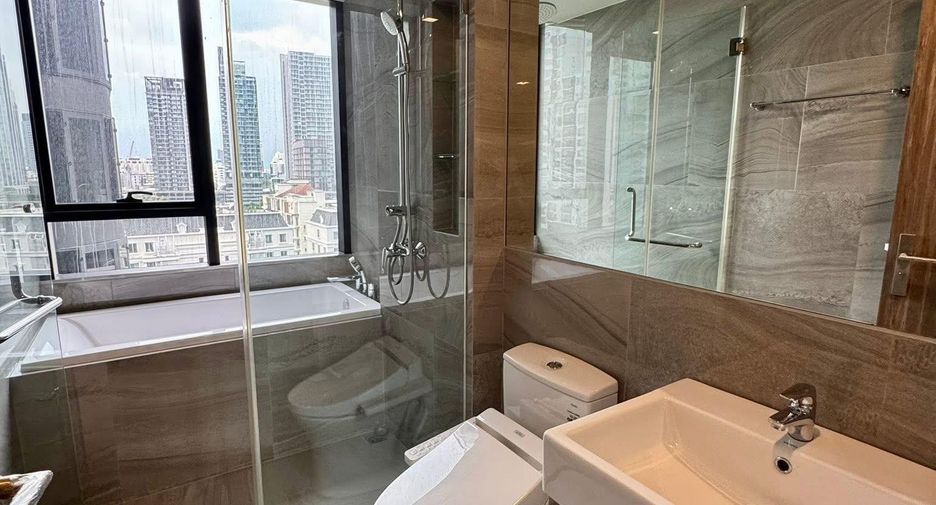 For rent 1 bed condo in Khlong Toei, Bangkok